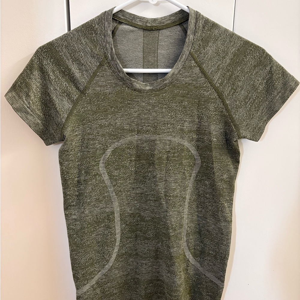 Lululemon Athletica Swiftly Green Short Sleeve Top